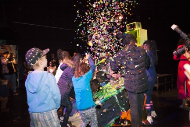 Khuấy động cùng tiệc âm nhạc đa văn hóa giữa các cộng đồng MKids - Mi Gente (My People) Sound System Party