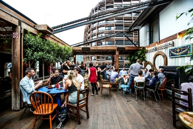 Quán rượu mới mở tại rooftop của khách sạn Waterside