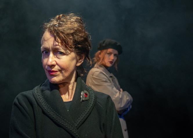 Buổi công chiếu câu chuyện của nhân vật sống sót trong Chiến tranh thế giới 2