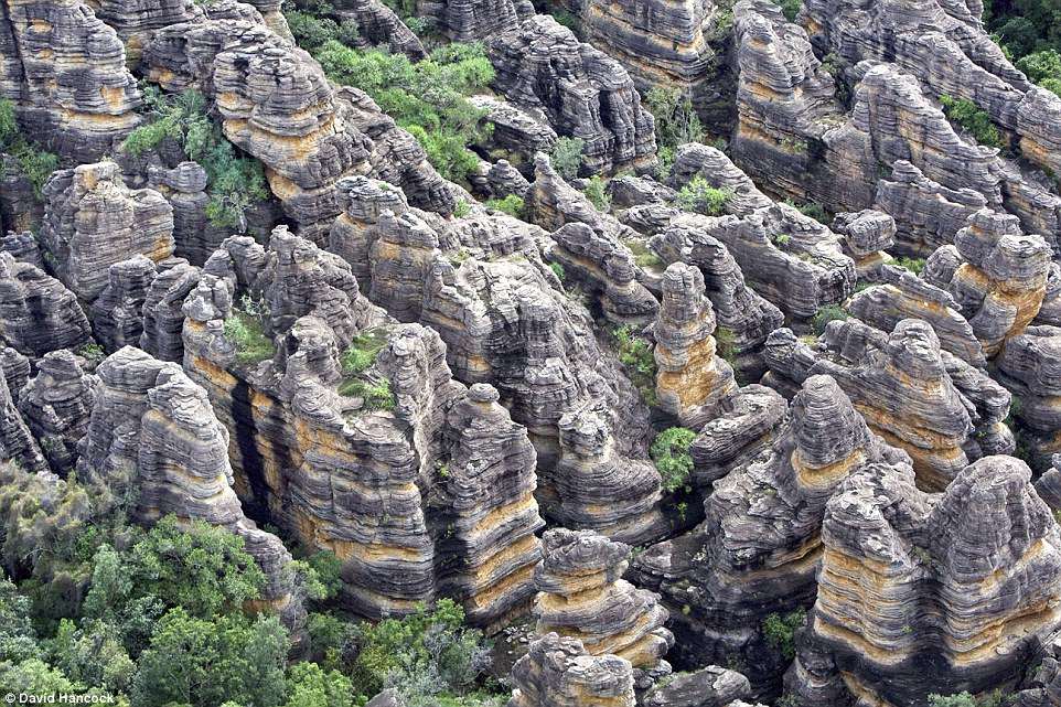 Buổi ra mắt sách Kuwarddewardde, The Stone Country của tác giả David Hancock