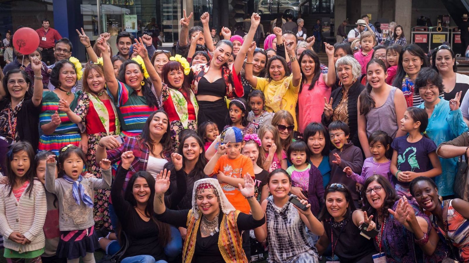 Lễ hội thúc đẩy sự hòa hợp của các nền văn hóa Lygon Street Multicultural Festival